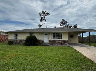 411 W 18th Plz, Lynn Haven, FL 32444