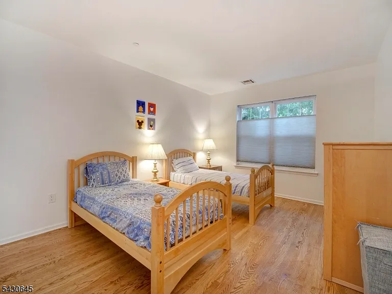 92 Willow St #3 — Photo 7