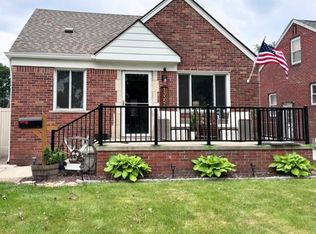 13357 Brest St, Southgate, MI 48195