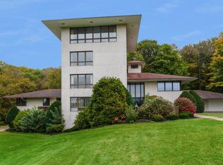 W3460 Mc Donald Rd, Lake geneva, WI 53147