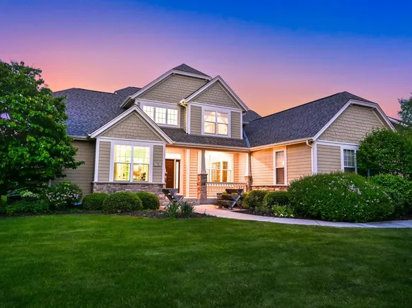 1781 River Lakes ROAD NORTH North, Oconomowoc, WI 53066