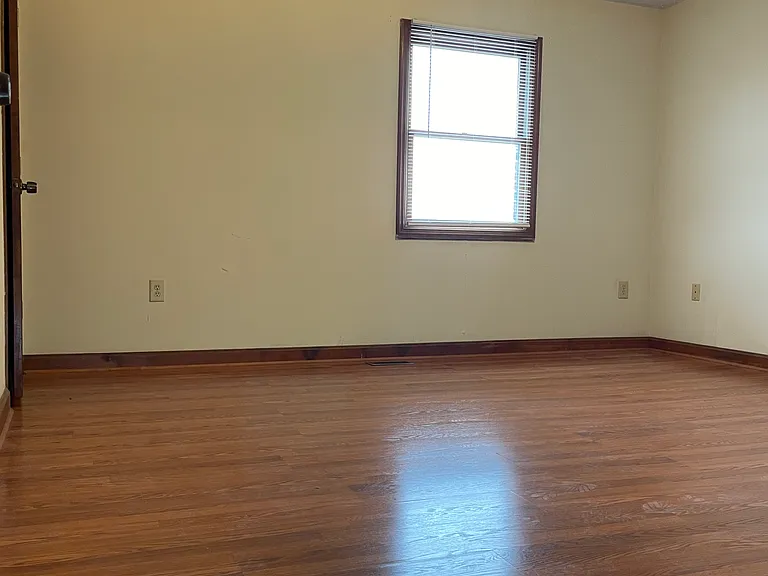 105 Mayflower Rd #24 — Photo 16