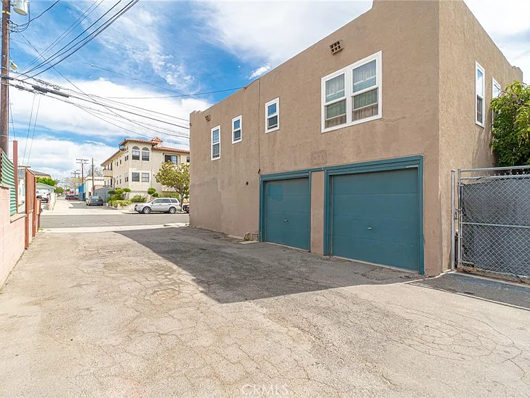 705 W 14th St #715 — Photo 15