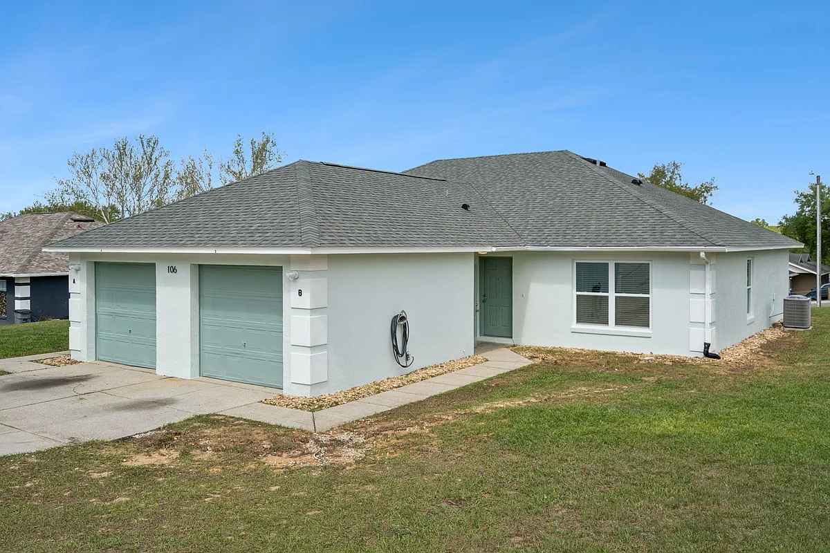 Building Photo - 106 W Minneola St