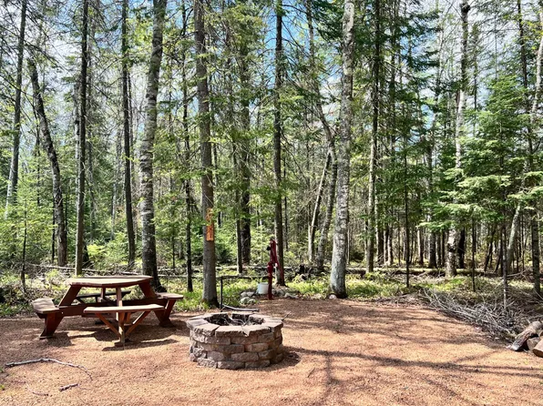 2731 Range Line Rd, Rhinelander, WI 54501