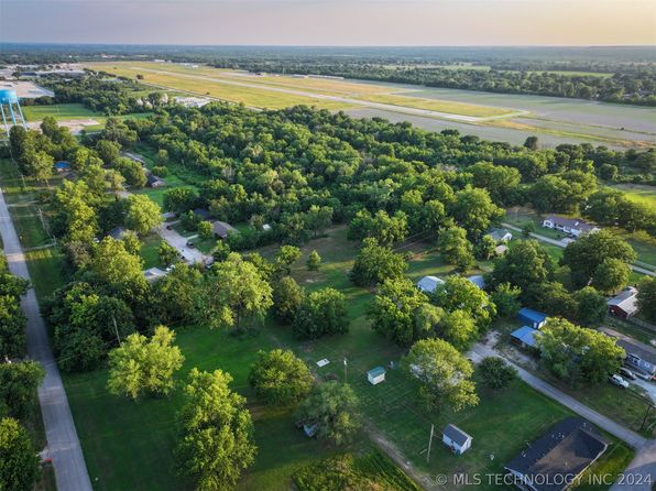 30th Ave NW, Miami, OK 74354