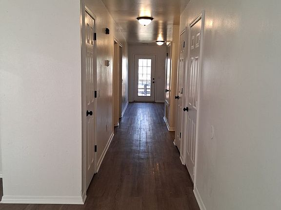 4th image of 1403 Camellia Dr #A & B