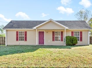 457 Caney Ln, Clarksville, TN 37040
