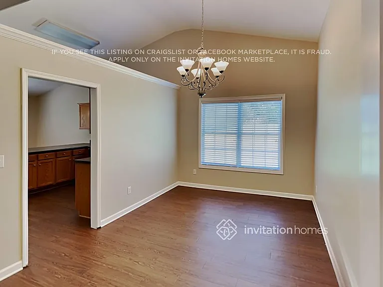 54 Brookridge Ct — Photo 5