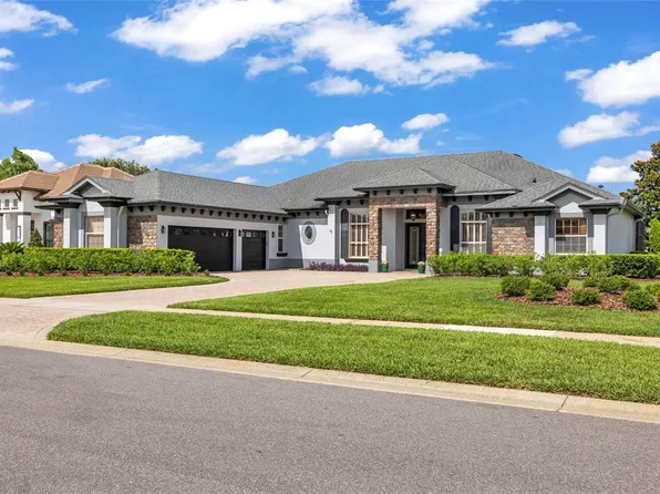 902 Johns Point Dr, Oakland, FL 34787