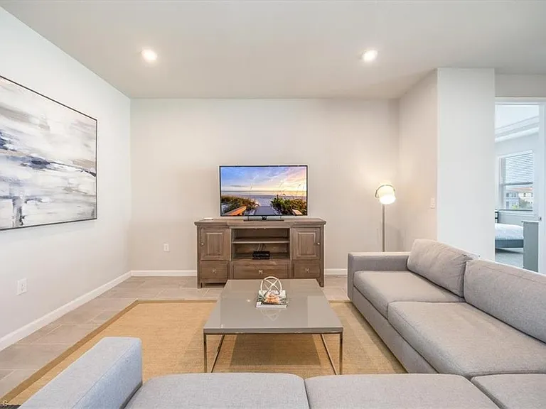 4687 Arboretum Cir #203 — Photo 6