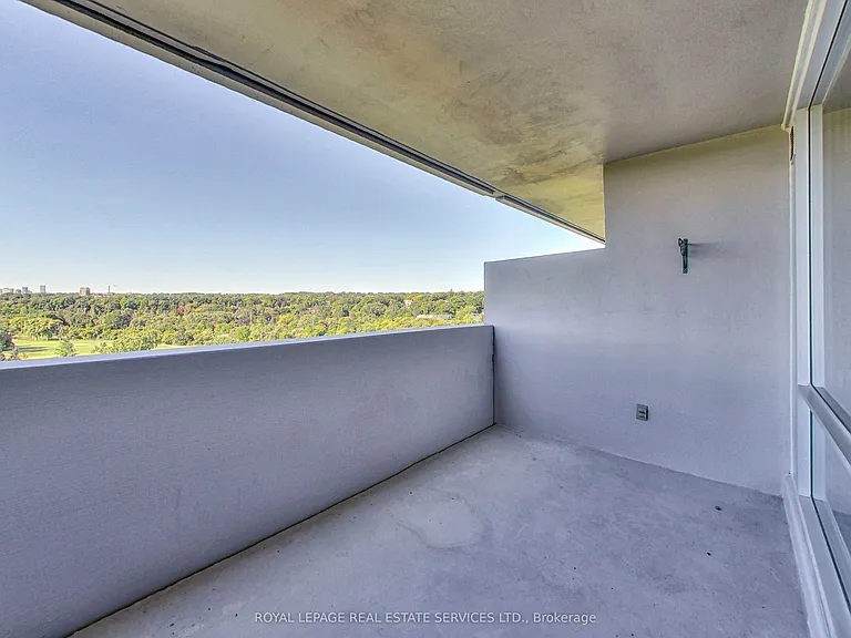 240 Scarlett Rd #1302 — Photo 15