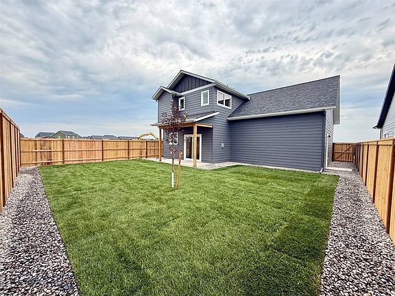 2nd image of 808 Accolade Loop