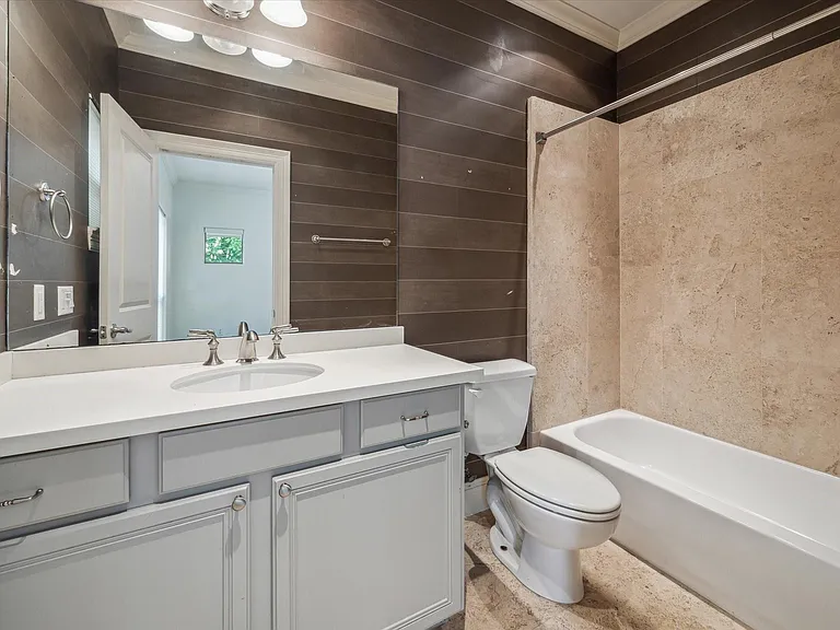 6830 Staffordshire Blvd — Photo 15