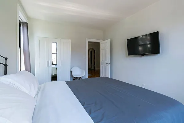 Rented by Oxford Property Group | media 4