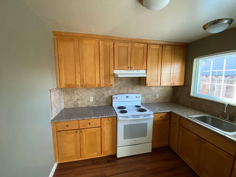 837 Northrup St #A — Photo 2