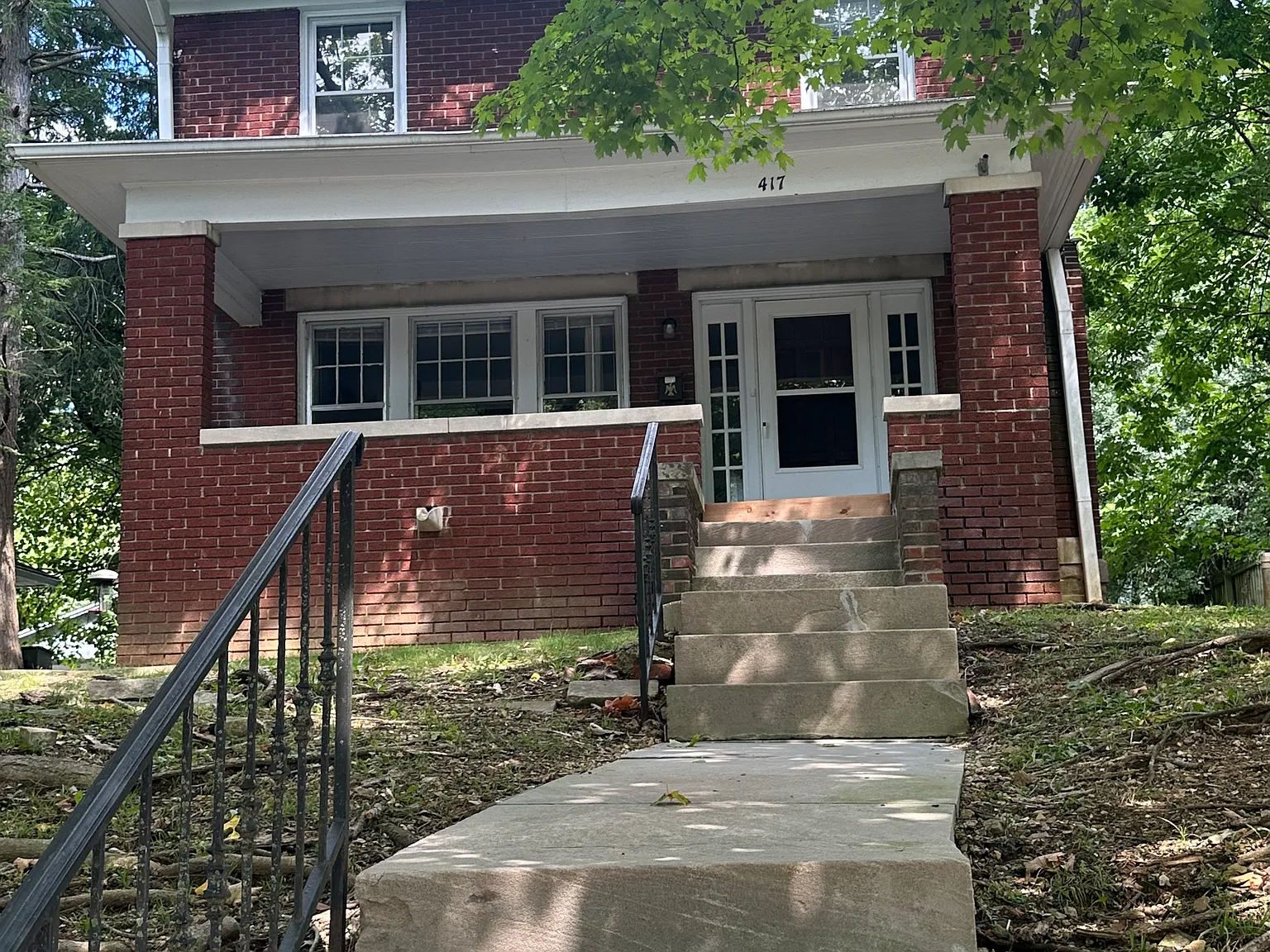 3 bed, 1296 sqft, $2,850 — Photo 2