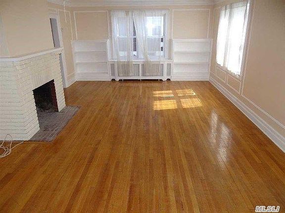 3rd image of 95 Jerusalem Ave