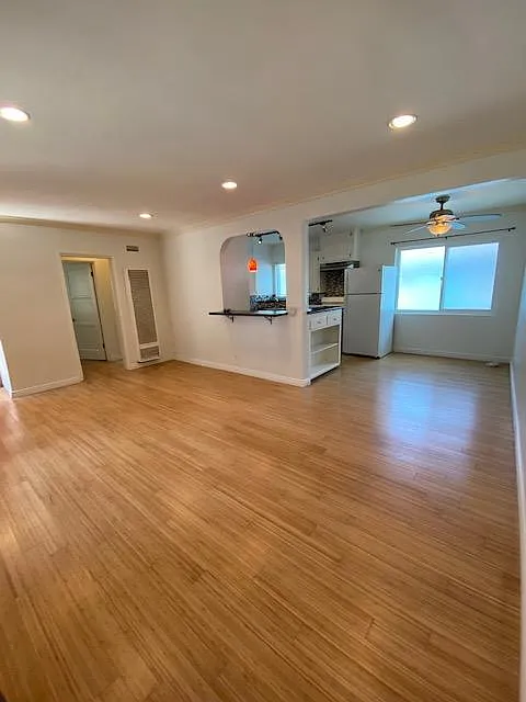 11365 Washington Pl #3