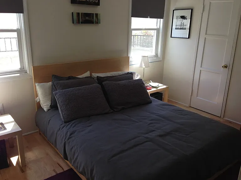 2328 Amherst Ave — Photo 12