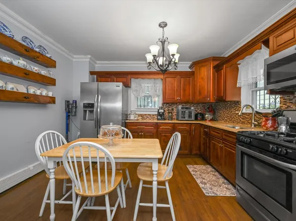 133-27 135th Place image 7 of 19