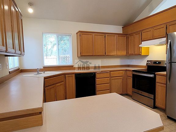 4th image of 8923 345th Street Ct S