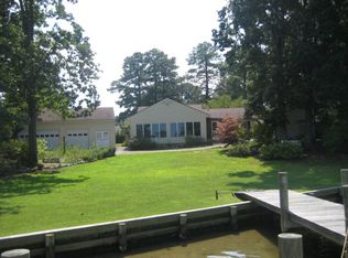 267 Lucom Point Dr, Reedville, VA 22539