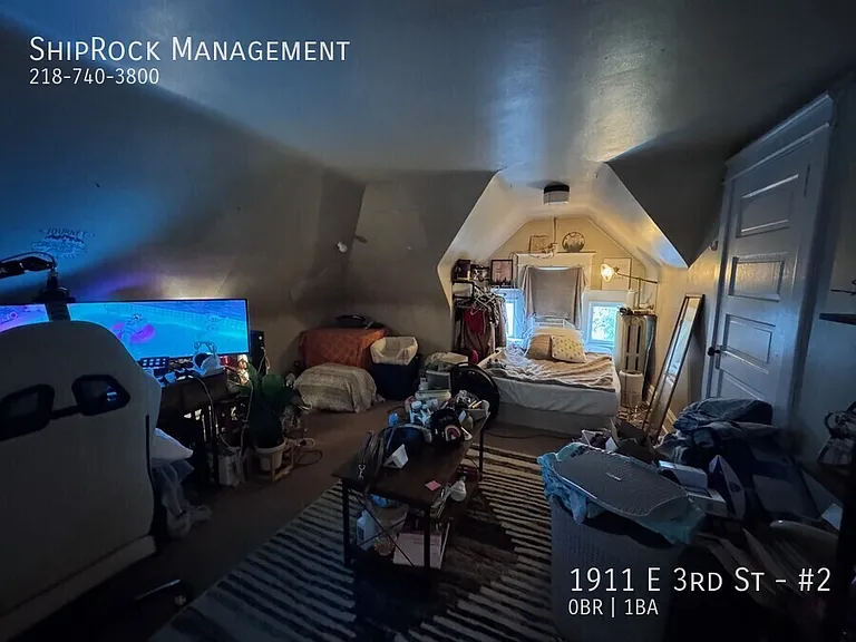 1911 E 3rd St #2 — Photo 2