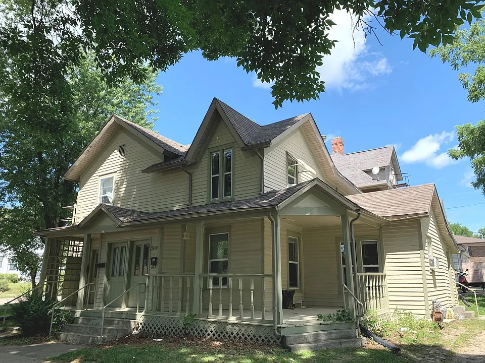 204 Fairchild St #2