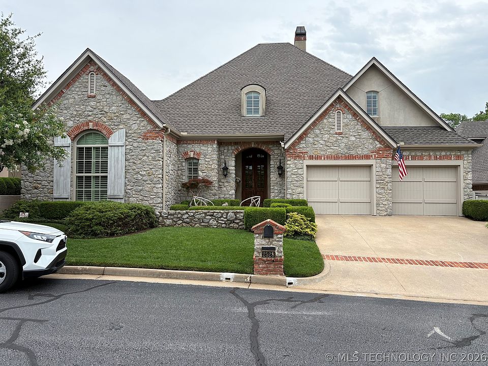 1st image of 2528 E 66th Ct