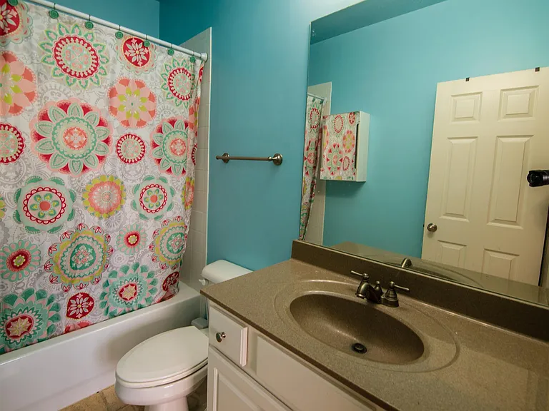 2056 Cobblestone Cir — Photo 13