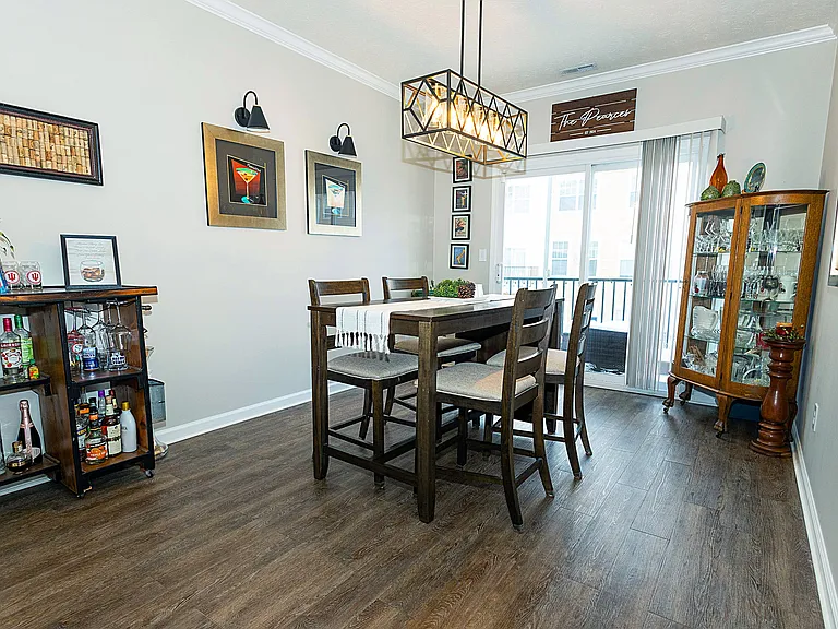 6595 Reserve Dr — Photo 8