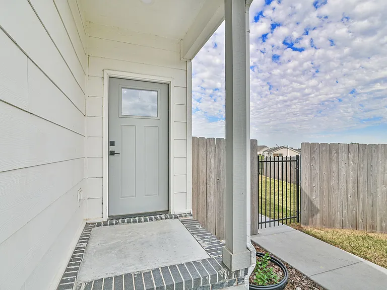 5343 N Pinecrest St — Photo 4