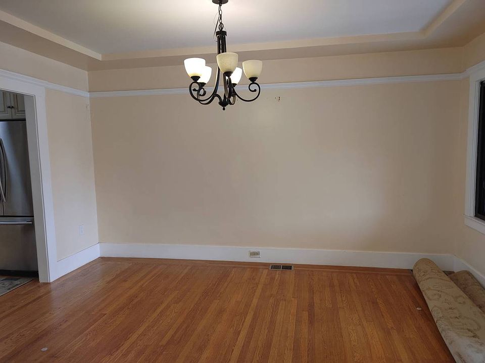 1st image of 231 Gennessee St