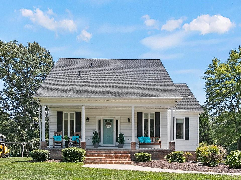 1st image of 38676 Stockett Run Ln