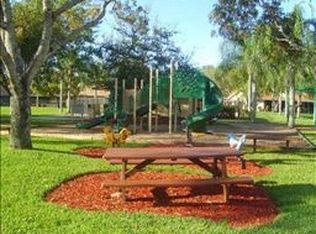 1680 NW 97th Way, Pembroke Pines, FL 33024