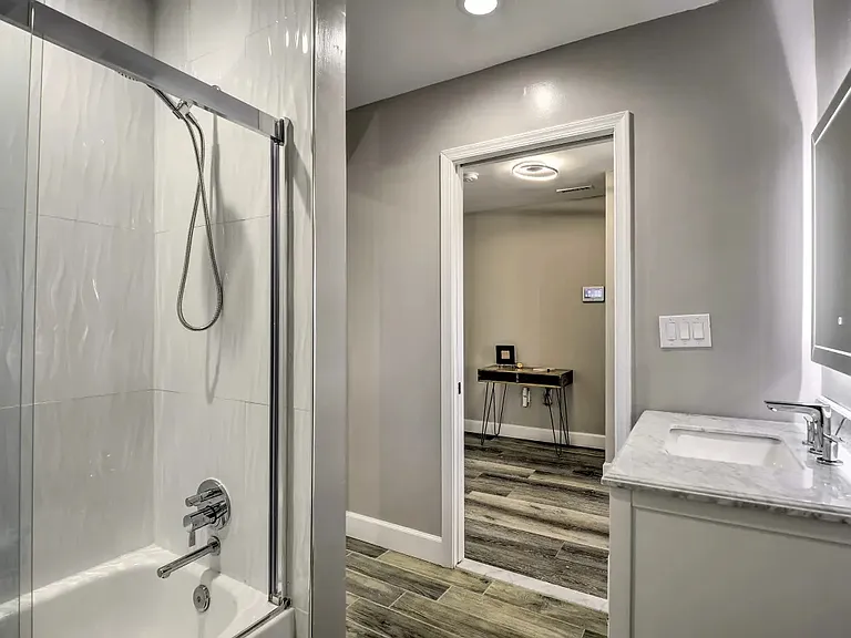 941 Brooks Ln #3 — Photo 18