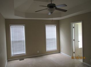 3733 N Jot Dr, Clarksville, TN 37040