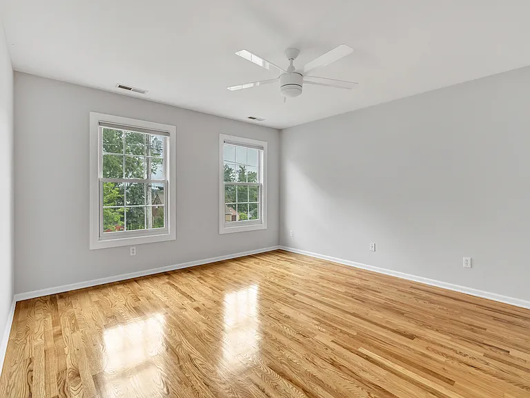 36 Pawtucket Ave — Photo 25