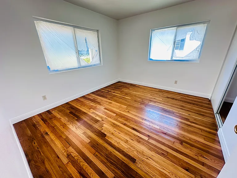 937 Euclid Ave — Photo 8