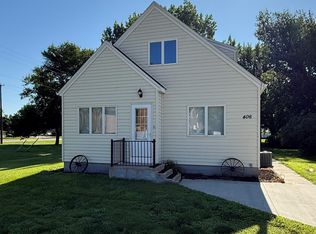 406 Carleton Ave, Morgan, MN 56266