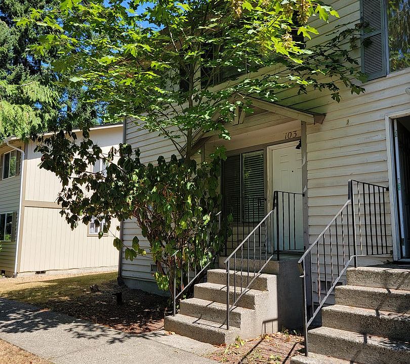 1st image of 111 Lippert Dr W #103