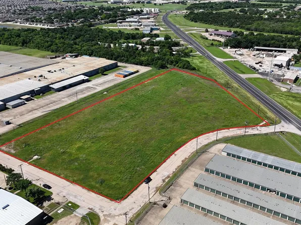 1401 Jack McKay Blvd, Ennis, TX 75119