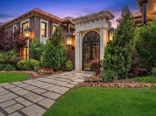 5928 Sandhurst Ln APT 127, Dallas, TX 75206