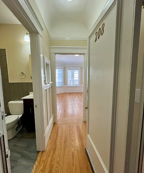 1350 Pine Street — Photo 2