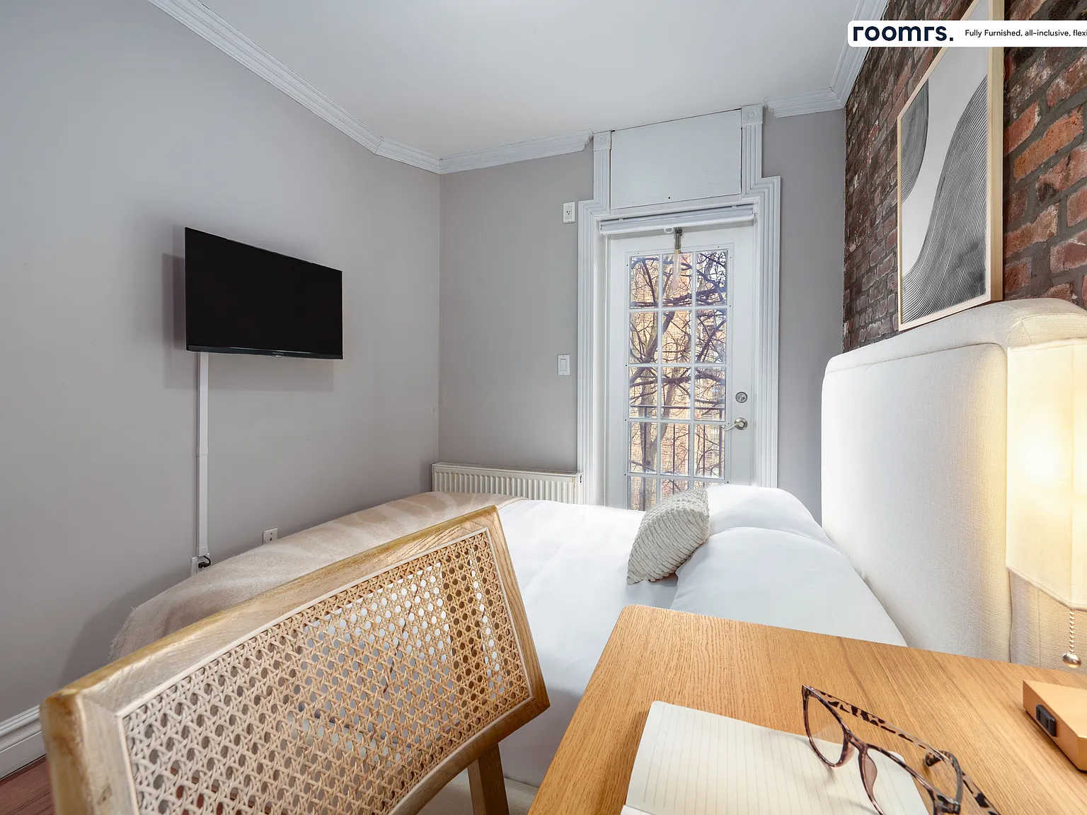 3 bed, 499 sqft, $2,919 — Photo 3