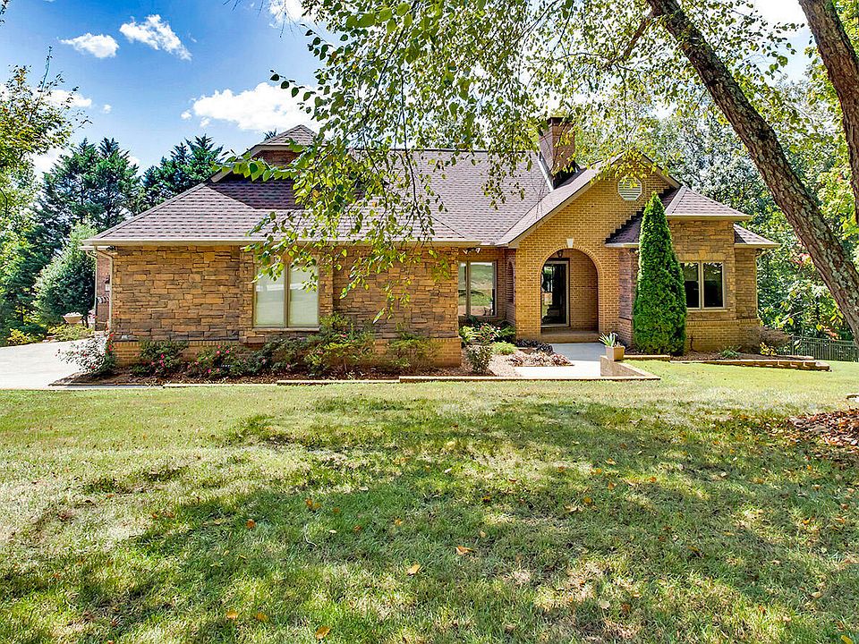 1st image of 5322 Beverly Oaks Dr