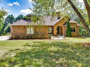 5322 Beverly Oaks Dr, Knoxville, TN 37918