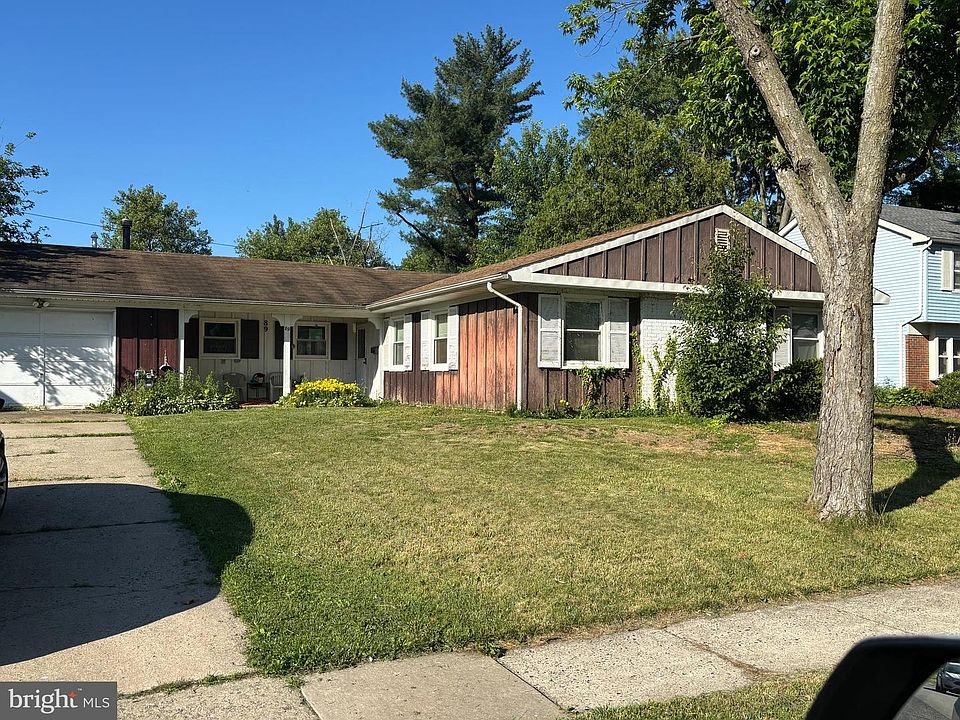 1st image of 89 Echohill Ln