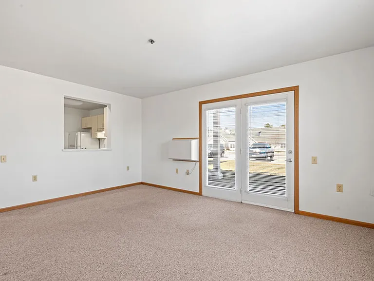 1085 Jaystone Ter — Photo 9